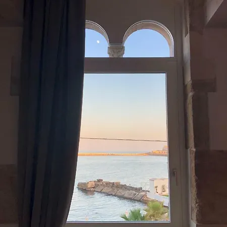 Lägenhet La Volta D'oriente Riviera
