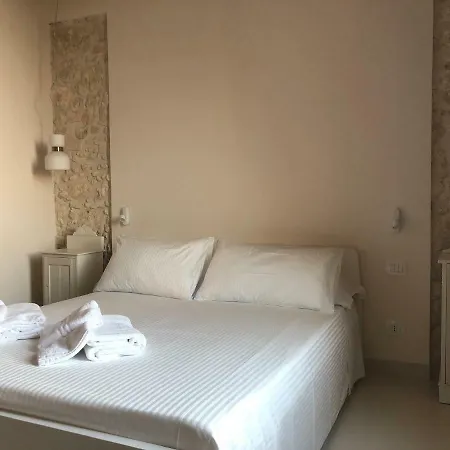 La Volta D'oriente Riviera Apartment *