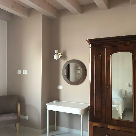 La Volta D'oriente Riviera