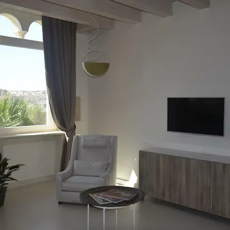 La Volta D'oriente Riviera *